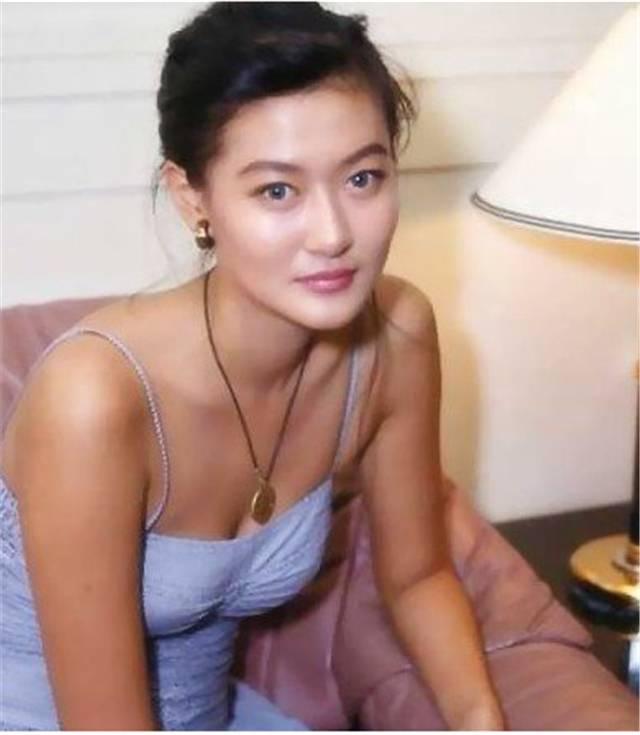 AV黄色电影,背后真相与影响解析