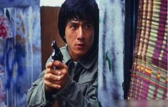 成龙的电影,硬汉传奇，笑中带泪的江湖岁月